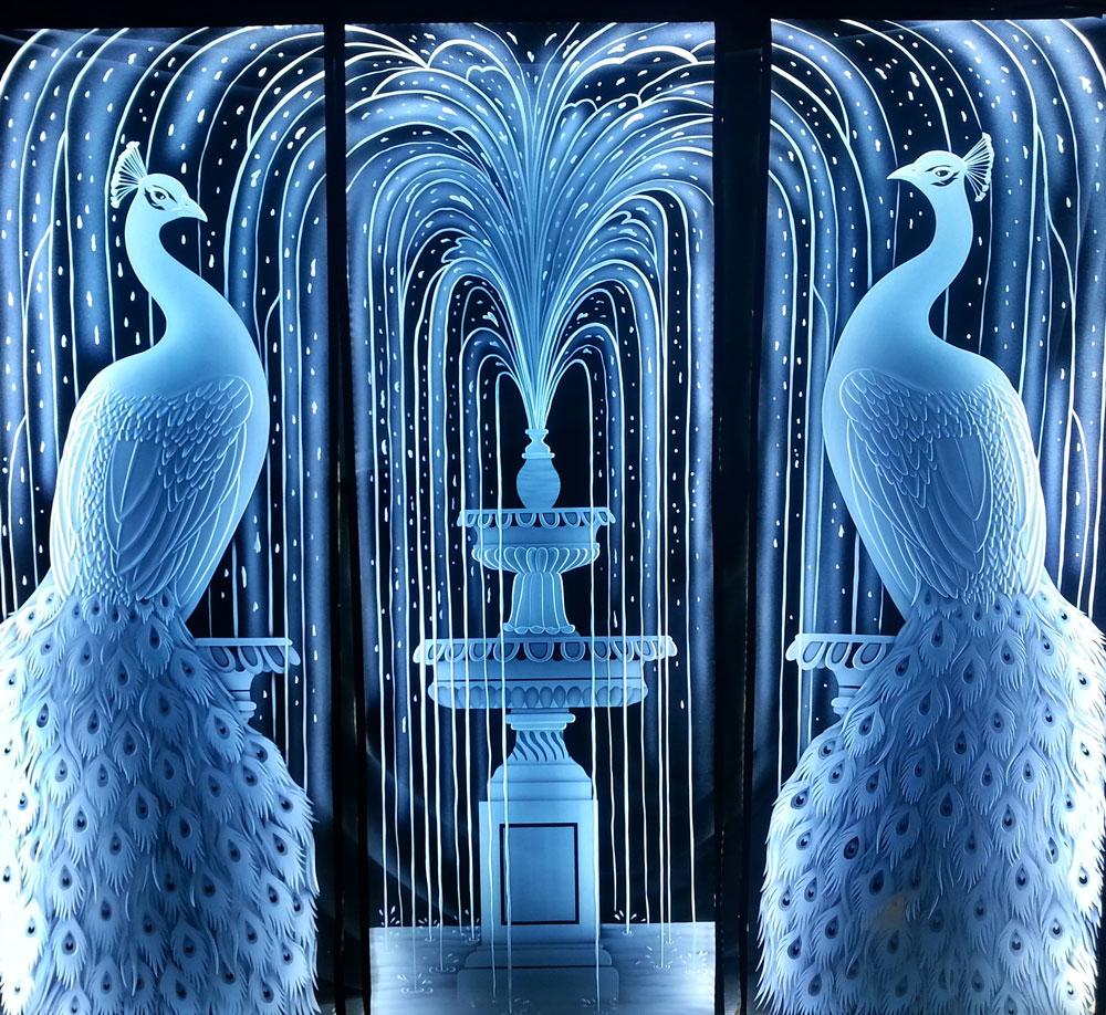Illuminated-Glass-Peacocks